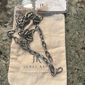 Jewel Kade chain necklace with clasp and fleur-de-lis charm